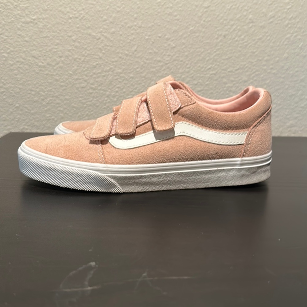 Women’s Pink Velcro Suede Vans